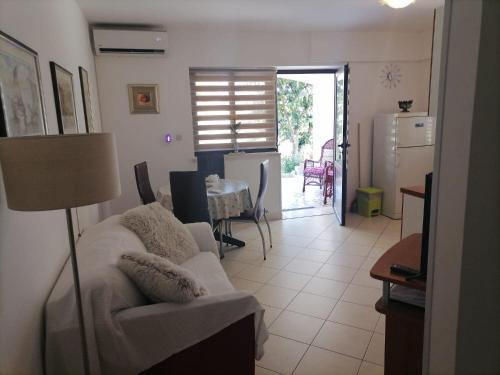 Kuchyň nebo kuchyňský kout v ubytování Apartment Ljube
