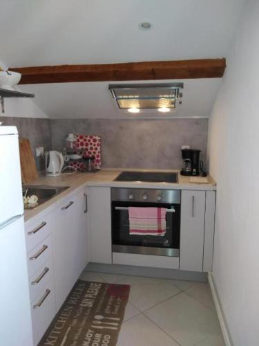 Apartments with a parking space Losinj, Losinj - 23816