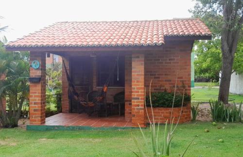 Taman di luar Pousada Beija-Flor