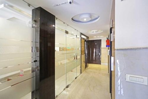 Koupelna v ubytování Hotel Iconic Suite - Near Delhi Airport
