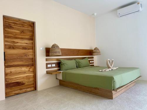 Giường trong phòng chung tại The Private Pool Villas