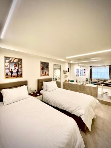 Art Loft Modern Home