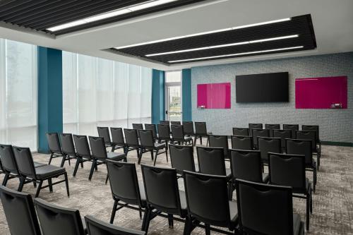 Aloft by Marriott Orlando Lake Nona photo 45