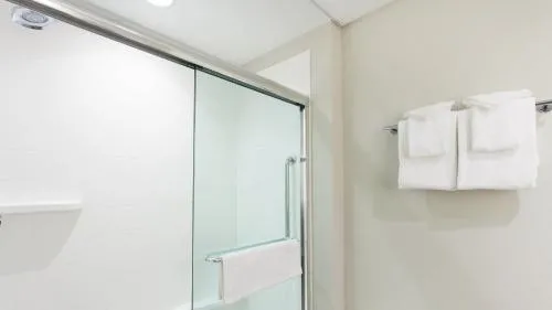 Holiday Inn Express & Suites Panama City Beach - Beachfront by IHG photo 5