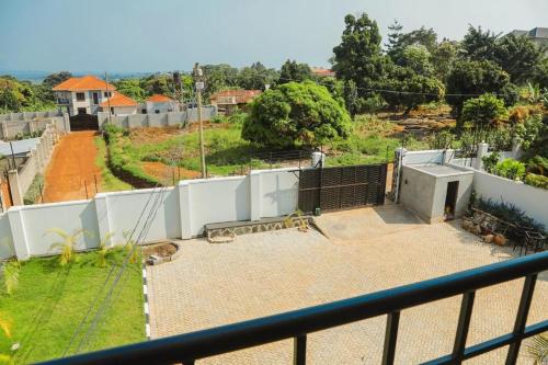Gallery image of Stylish Comfort at Bweya Suites, Modern Apartment on Entebbe Road in Kajansi