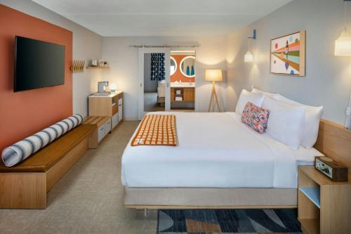 Katil atau katil-katil dalam bilik di The Wayback, Pigeon Forge, A Tribute Portfolio Hotel