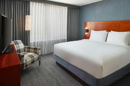 Courtyard by Marriott Washington, D.C./Foggy Bottom Image
