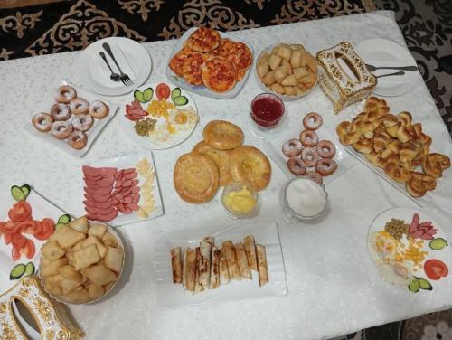 ホステルの敷地内または近くでの食事または食べ物