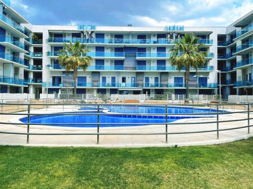 Panta baja a 50 m de la playa