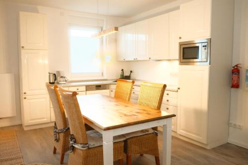 Dapur atau dapur kecil di Seepferdchen Strandträume - 5 min zu Fuß zum Strand