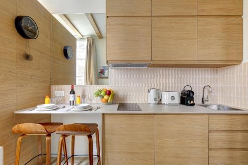 TBS 304 - Charming studio in Paris