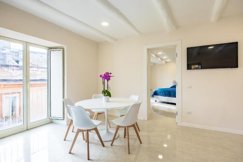 Palazzo Maddaloni Sweet Home By NapoliApartments
