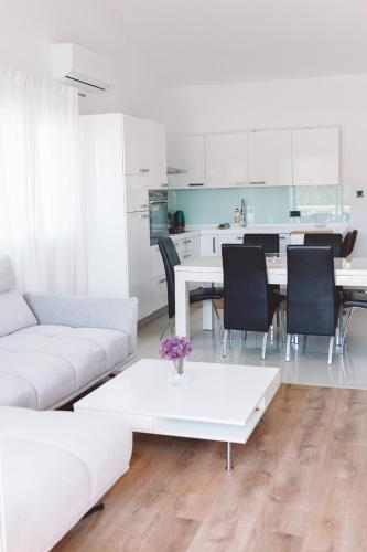 Φωτογραφία από το άλμπουμ του Accommodation Triton σε Λάστοβο