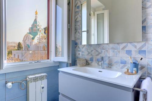 Vatican Loft with Balcony - Home and More