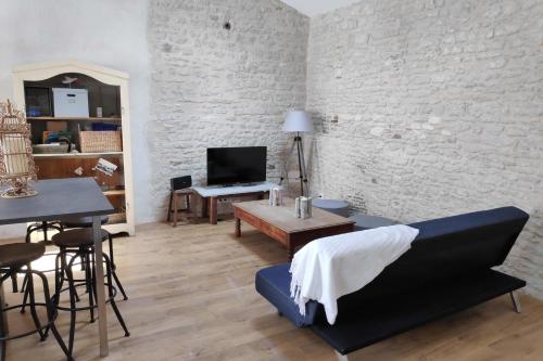 Nice T3 with Wifi near the harbor - 2 stars