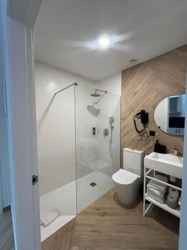 Blanq Marina Suites photo 17