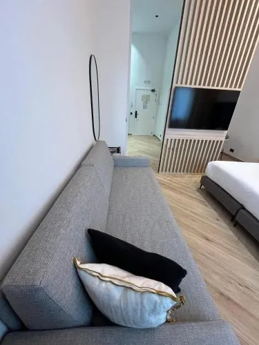 Blanq Marina Suites photo 9
