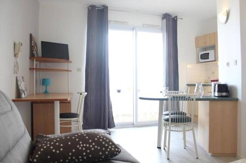 Photo de la galerie de l'établissement Appt Studio LA ROCHELLE - LR030-A119Z, à La Rochelle