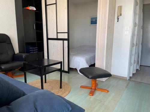 Photo de la galerie de l'établissement Appt 2 pièces LA ROCHELLE - LR240-506, à La Rochelle