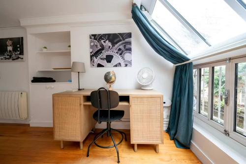 Cozy Artist Loft