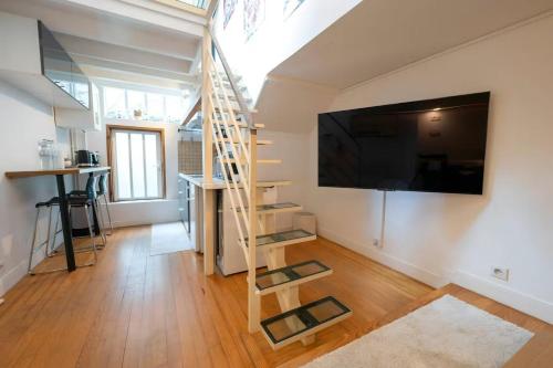 Cozy Artist Loft