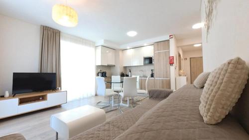 Elite Residence 7A