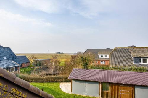 a view from the roof of a house at Gästehaus Bi de Ley in Langeneß
