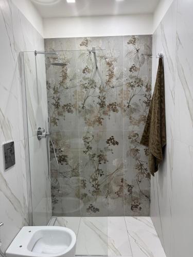 Miranapoli Suite