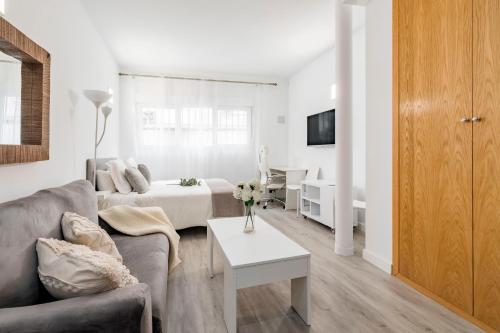 Charming Studio Avenida América – Studio for 3