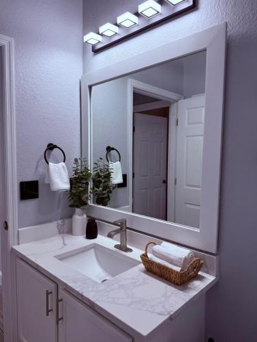 Private pool home, a hop away from Private pool home, a hop away from the Theme Parks photo 8