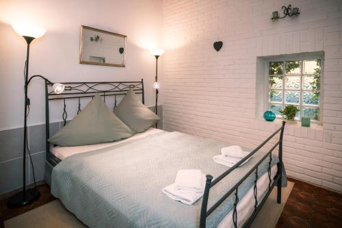 Postel nebo postele na pokoji v ubytování Ferienhaus am Fährkopf