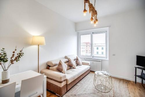 Naos Suite close Popolo Square