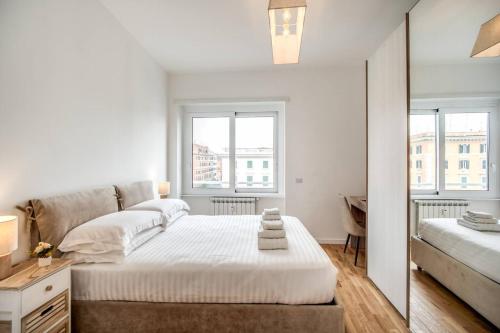 Naos Suite close Popolo Square