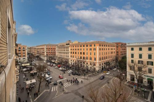 Naos Suite close Popolo Square