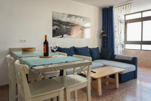 Χώρος καθιστικού στο Atlantic Suite Playa San Juan