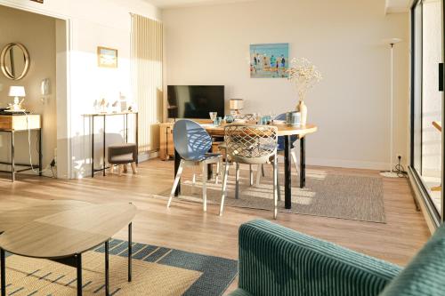 Appartement avec vue imprenable sur la baie des Sables d'Olonne et le chenal - 4 personnes