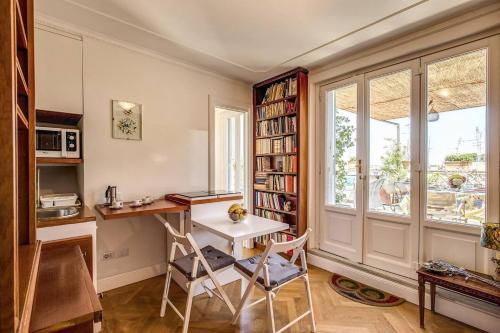 Attic with Terrace Overlooking St Peter's Basilica