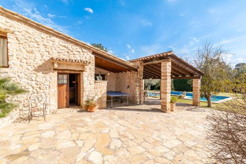 Villa Perdiu Vell Petit by Sealand Villas