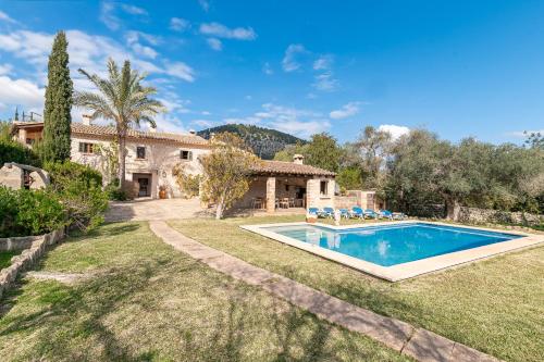 Villa Perdiu Vell Petit by Sealand Villas