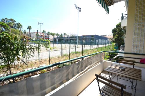 " Le Madrilien " CityCenter - Terrasse - Clim - 400M Croisette - Wifi