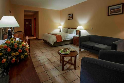 Χώρος καθιστικού στο M'kango Golfview Hotel