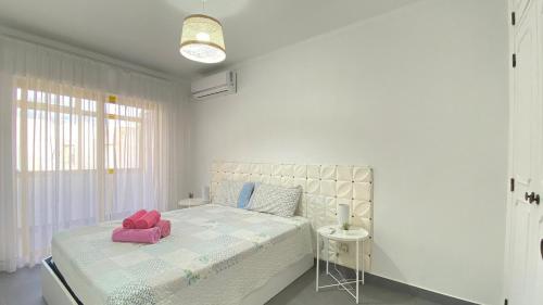 Quarteira Frente Praia II by HomeSlow Rentals