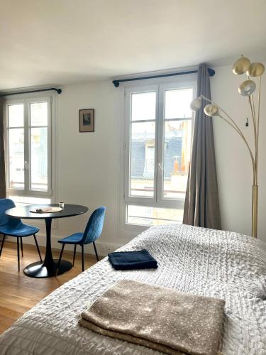 Eiffel Tower - Cosy Studio