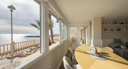 Exclusivas vistas al Mar Mediterraneo con terraza By Turihome