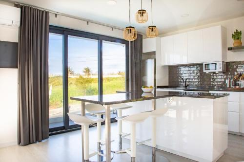 Dapur atau dapur kecil di Perfeito Suite - top floor only