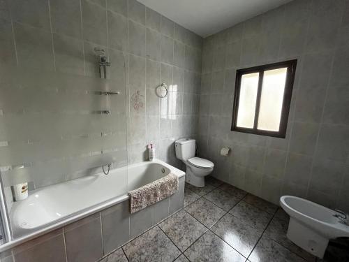 Ένα μπάνιο στο Apartamento La Ermita