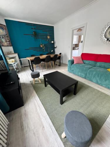 Khu vực ghế ngồi tại Le Nid des Saveurs