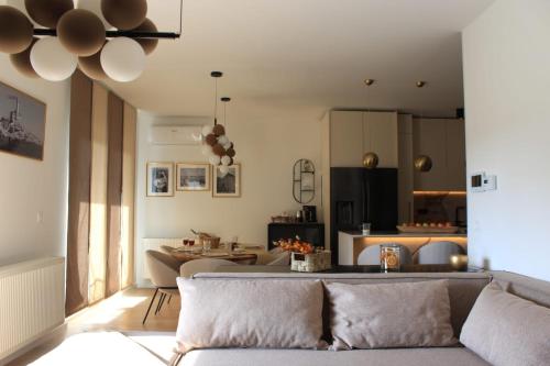 Apartment Cukarin, modern design, free parking,free wifi