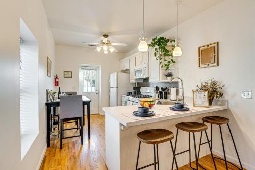 Dapur atau dapur kecil di Walk to Beach Keansburg Home with Patio and Fire Pit!