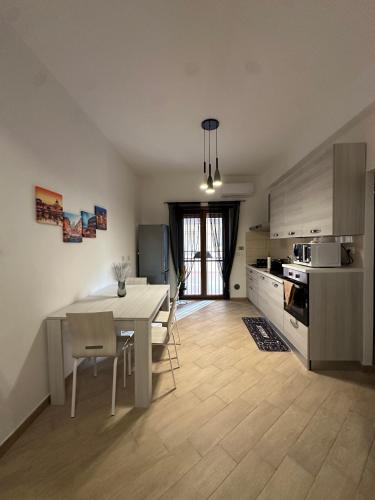 Kuchyň nebo kuchyňský kout v ubytování Livia's Home